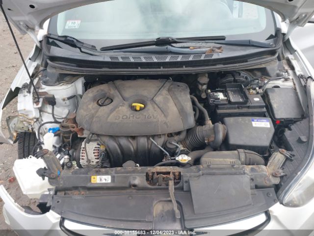 Photo 9 VIN: KMHDH4AE9DU960939 - HYUNDAI ELANTRA 