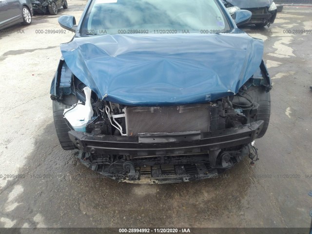 Photo 5 VIN: KMHDH4AE9EU113100 - HYUNDAI ELANTRA 