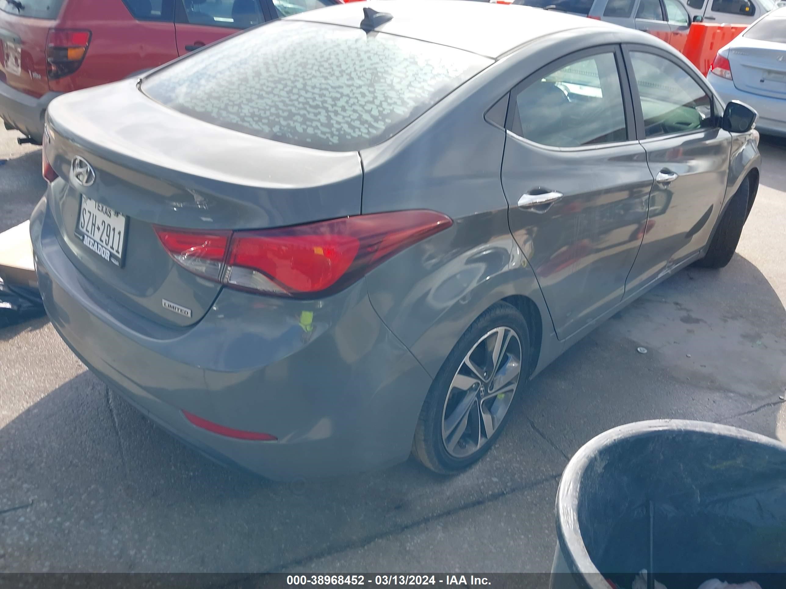 Photo 3 VIN: KMHDH4AE9EU161731 - HYUNDAI ELANTRA 