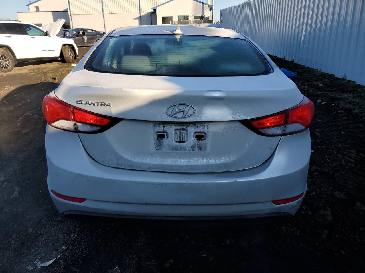 Photo 5 VIN: KMHDH4AE9EU172745 - HYUNDAI ELANTRA 