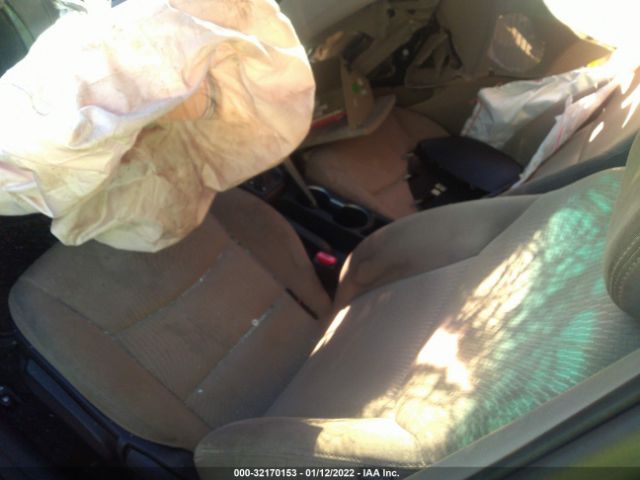 Photo 4 VIN: KMHDH4AE9FU263256 - HYUNDAI ELANTRA 