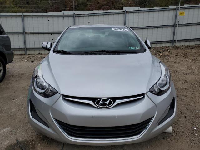 Photo 4 VIN: KMHDH4AE9FU284110 - HYUNDAI ELANTRA 