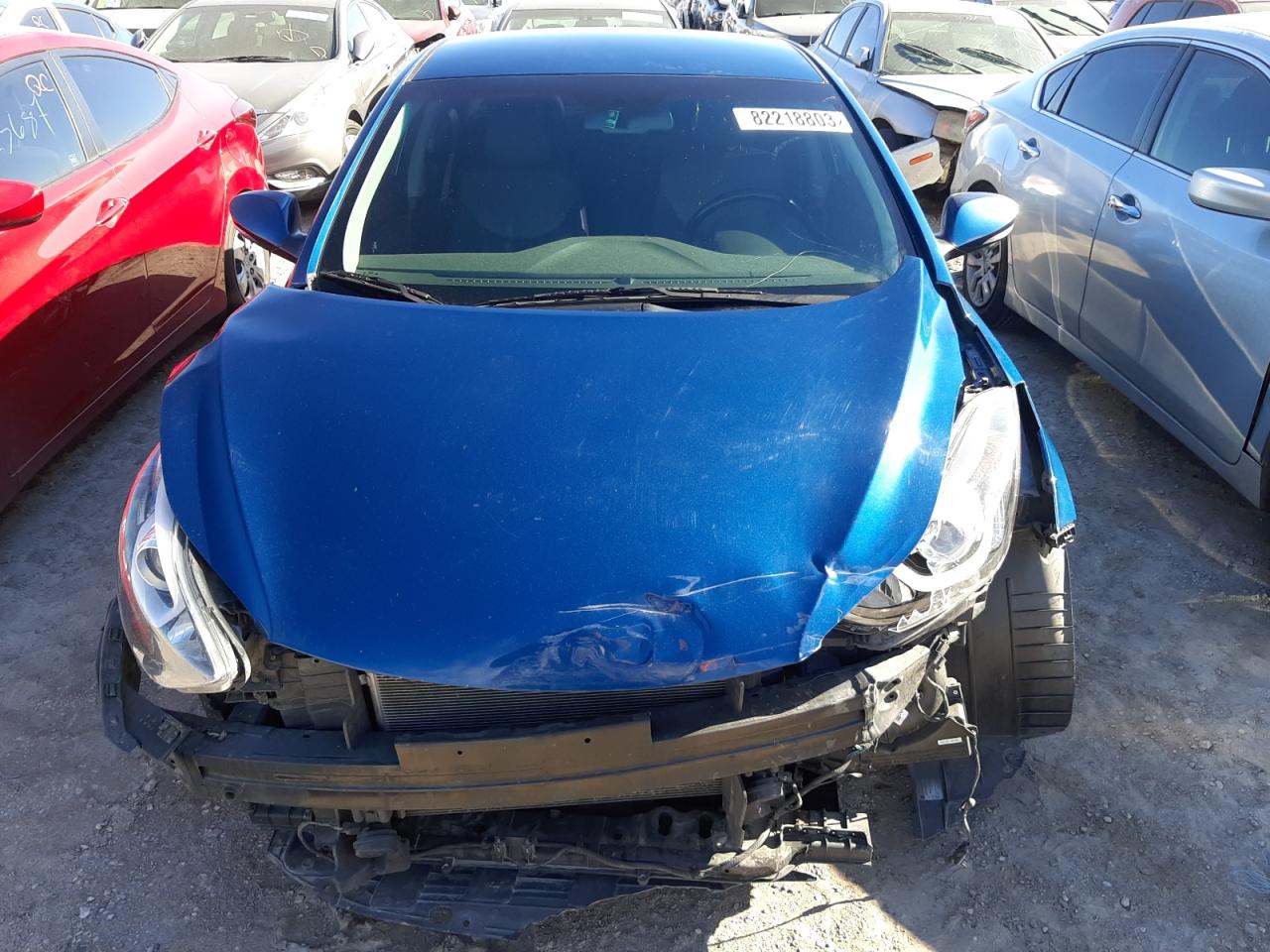 Photo 4 VIN: KMHDH4AE9FU303934 - HYUNDAI ELANTRA 