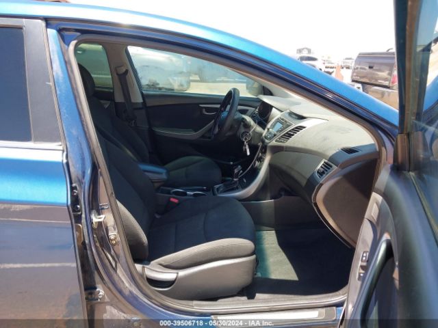 Photo 4 VIN: KMHDH4AE9FU321608 - HYUNDAI ELANTRA 