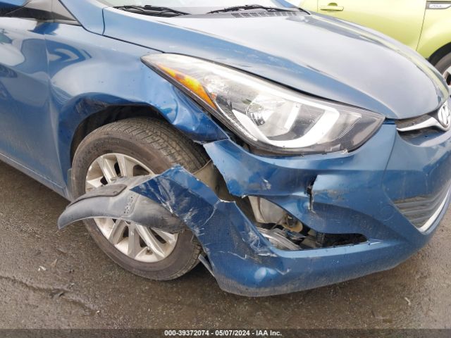 Photo 5 VIN: KMHDH4AE9FU383235 - HYUNDAI ELANTRA 