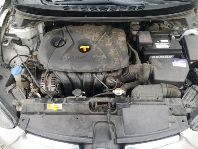 Photo 6 VIN: KMHDH4AE9GU579497 - HYUNDAI ELANTRA SE 