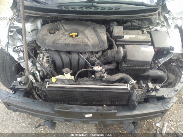 Photo 9 VIN: KMHDH4AE9GU583839 - HYUNDAI ELANTRA 