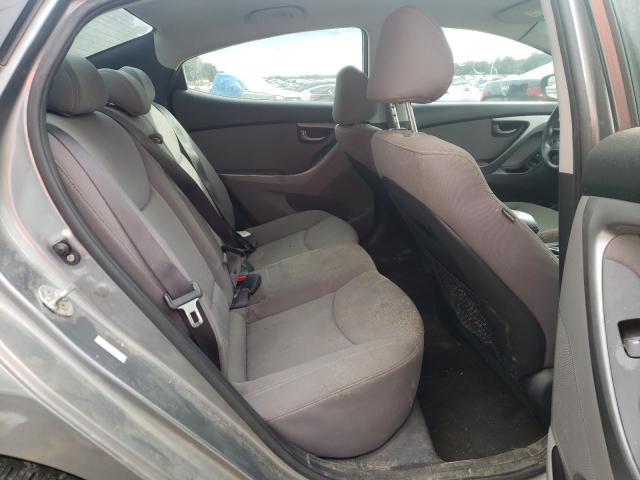 Photo 5 VIN: KMHDH4AE9GU583887 - HYUNDAI ELANTRA SE 