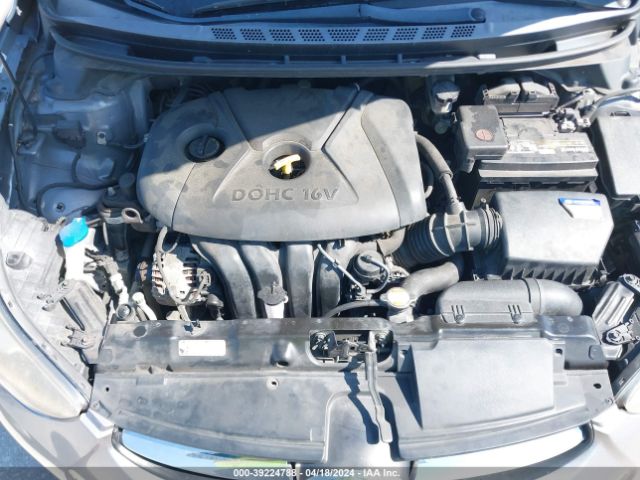 Photo 9 VIN: KMHDH4AEXBU087778 - HYUNDAI ELANTRA 