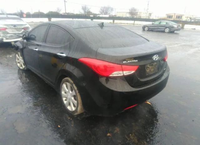 Photo 2 VIN: KMHDH4AEXBU090485 - HYUNDAI ELANTRA 