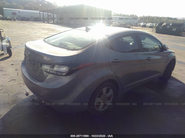 Photo 3 VIN: KMHDH4AEXBU093757 - HYUNDAI ELANTRA 