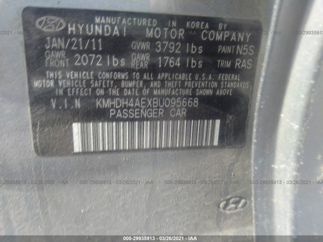 Photo 8 VIN: KMHDH4AEXBU095668 - HYUNDAI ELANTRA 