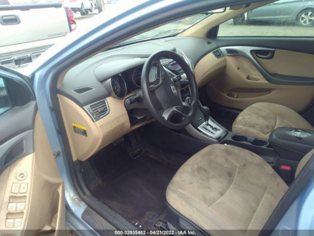 Photo 4 VIN: KMHDH4AEXBU099560 - HYUNDAI ELANTRA 