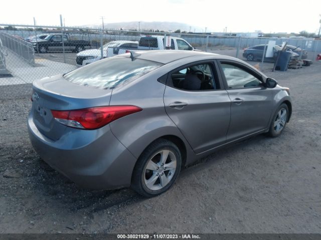 Photo 3 VIN: KMHDH4AEXBU101176 - HYUNDAI ELANTRA 