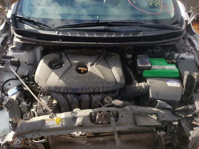 Photo 6 VIN: KMHDH4AEXBU112744 - HYUNDAI ELANTRA GL 