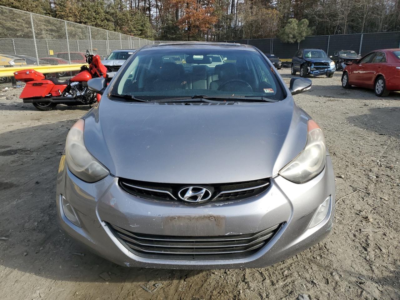 Photo 4 VIN: KMHDH4AEXBU120181 - HYUNDAI ELANTRA 