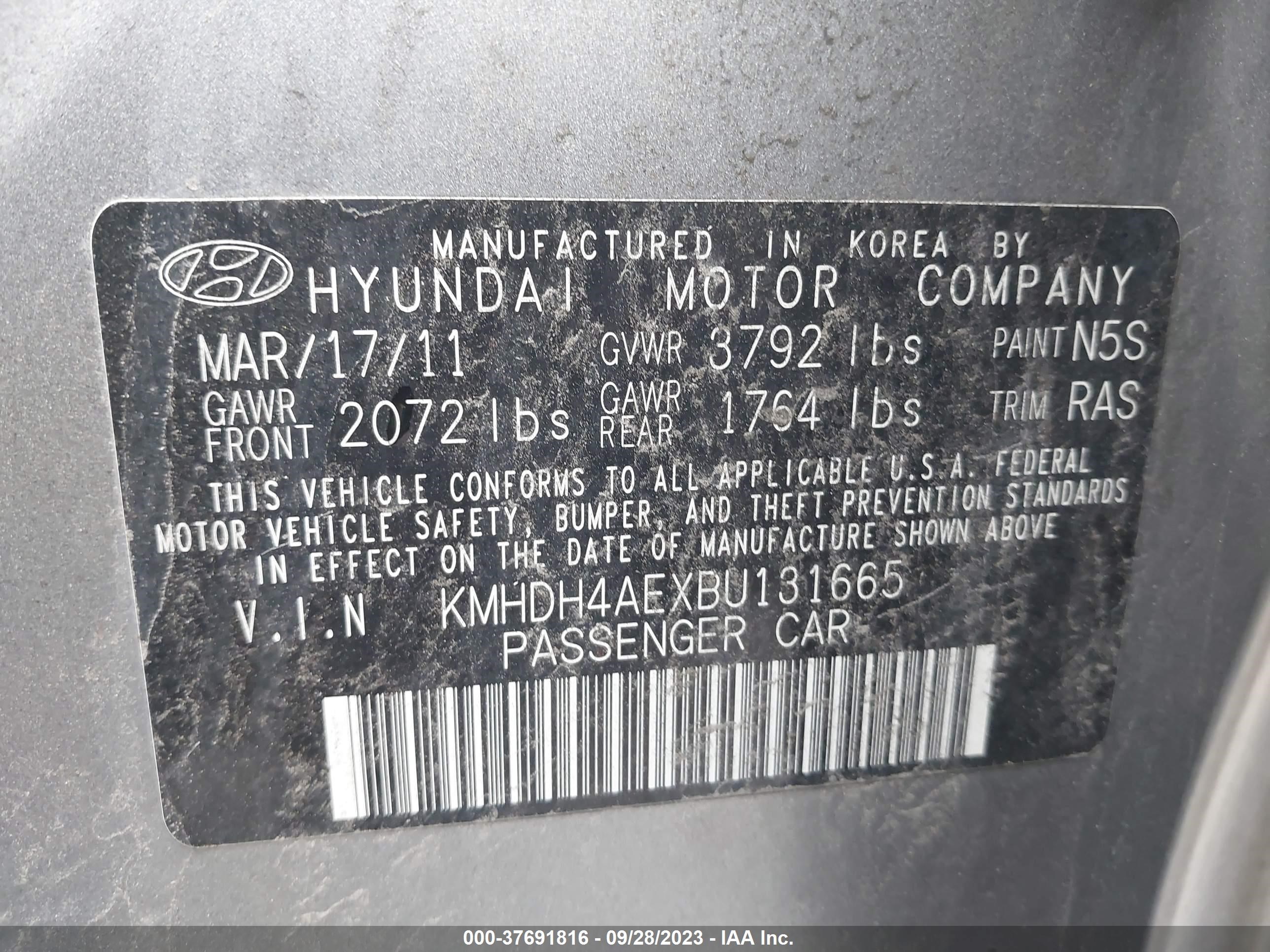 Photo 8 VIN: KMHDH4AEXBU131665 - HYUNDAI ELANTRA 