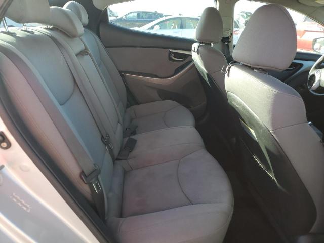 Photo 9 VIN: KMHDH4AEXBU154640 - HYUNDAI ELANTRA GL 