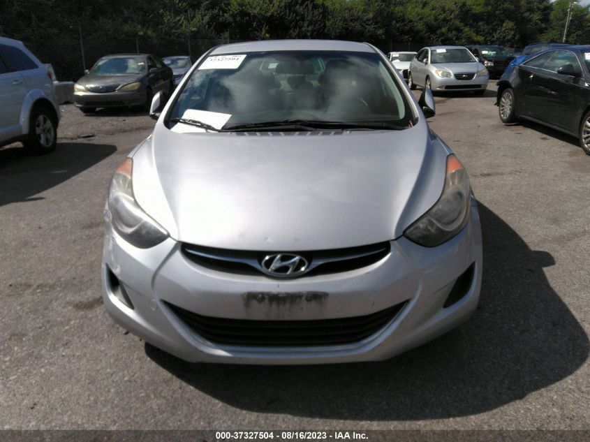 Photo 12 VIN: KMHDH4AEXBU171910 - HYUNDAI ELANTRA 