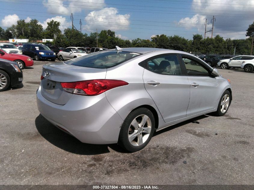 Photo 3 VIN: KMHDH4AEXBU171910 - HYUNDAI ELANTRA 