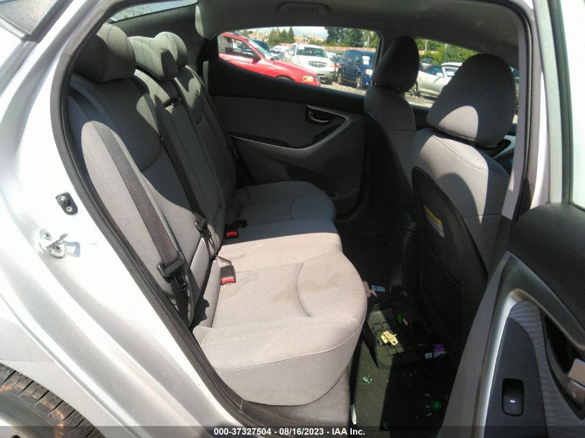 Photo 7 VIN: KMHDH4AEXBU171910 - HYUNDAI ELANTRA 