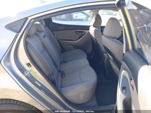 Photo 7 VIN: KMHDH4AEXCU210951 - HYUNDAI ELANTRA 