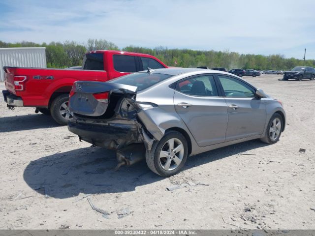 Photo 3 VIN: KMHDH4AEXCU265965 - HYUNDAI ELANTRA 