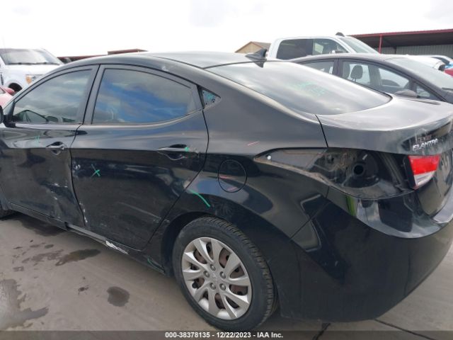 Photo 5 VIN: KMHDH4AEXCU280255 - HYUNDAI ELANTRA 