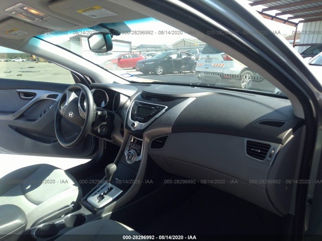 Photo 4 VIN: KMHDH4AEXCU324108 - HYUNDAI ELANTRA 