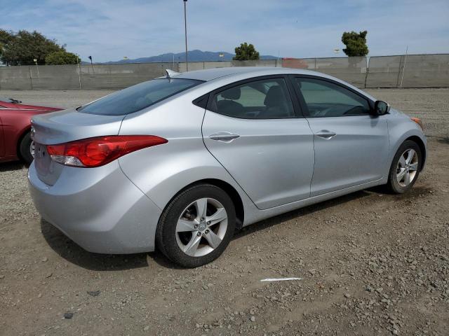 Photo 2 VIN: KMHDH4AEXCU337067 - HYUNDAI ELANTRA 