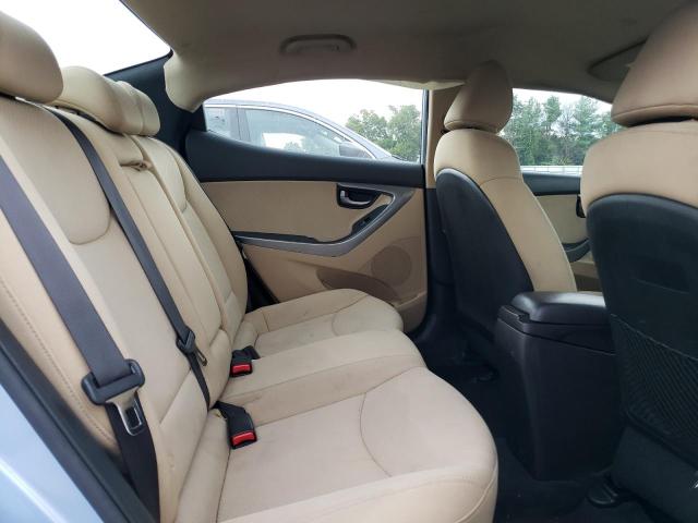 Photo 9 VIN: KMHDH4AEXCU362860 - HYUNDAI ELANTRA GL 