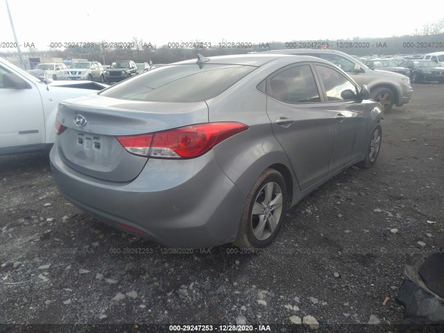 Photo 3 VIN: KMHDH4AEXDU488153 - HYUNDAI ELANTRA 