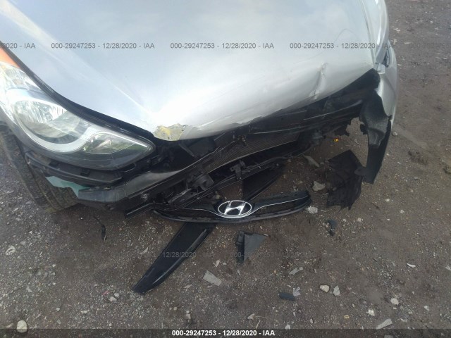 Photo 5 VIN: KMHDH4AEXDU488153 - HYUNDAI ELANTRA 