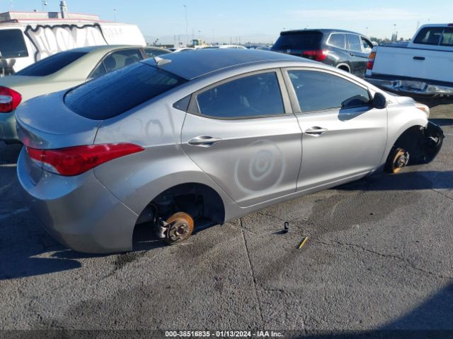 Photo 3 VIN: KMHDH4AEXDU517795 - HYUNDAI ELANTRA 