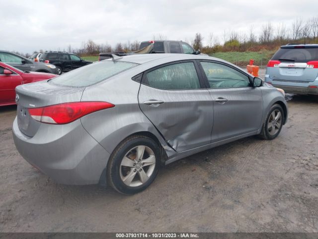 Photo 3 VIN: KMHDH4AEXDU582114 - HYUNDAI ELANTRA 