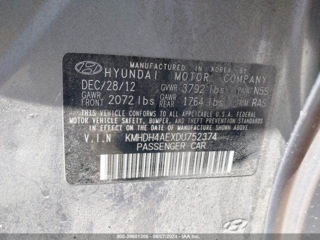 Photo 8 VIN: KMHDH4AEXDU752374 - HYUNDAI ELANTRA 