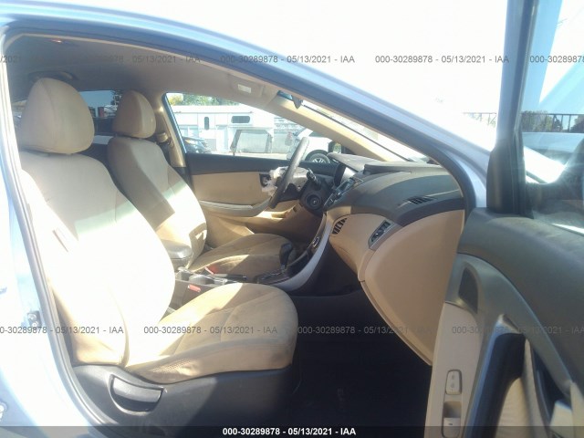 Photo 4 VIN: KMHDH4AEXDU843998 - HYUNDAI ELANTRA 