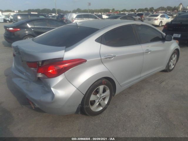 Photo 3 VIN: KMHDH4AEXDU862552 - HYUNDAI ELANTRA 