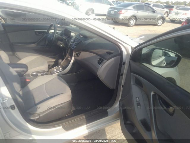 Photo 4 VIN: KMHDH4AEXDU862552 - HYUNDAI ELANTRA 