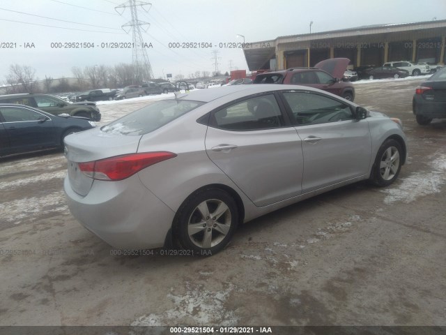 Photo 3 VIN: KMHDH4AEXDU863958 - HYUNDAI ELANTRA 