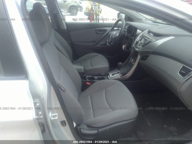 Photo 4 VIN: KMHDH4AEXDU863958 - HYUNDAI ELANTRA 