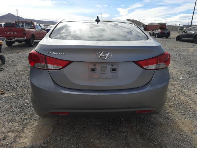 Photo 5 VIN: KMHDH4AEXDU952669 - HYUNDAI ELANTRA 