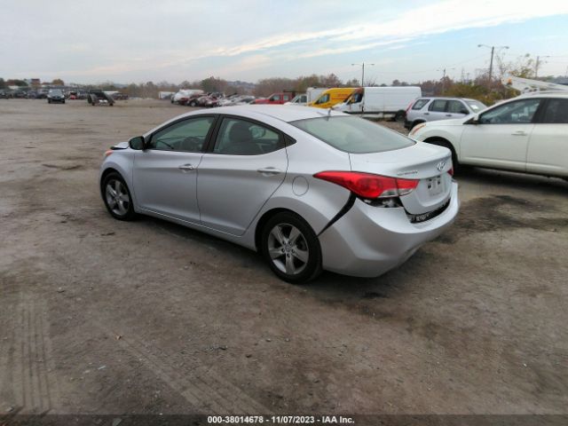 Photo 2 VIN: KMHDH4AEXDU983520 - HYUNDAI ELANTRA 