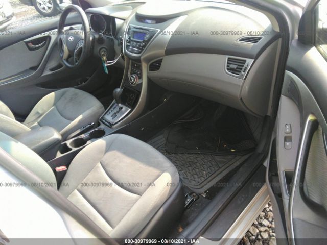 Photo 4 VIN: KMHDH4AEXDU983758 - HYUNDAI ELANTRA 