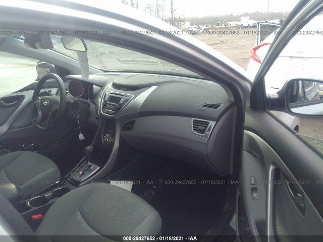 Photo 4 VIN: KMHDH4AEXDU997272 - HYUNDAI ELANTRA 