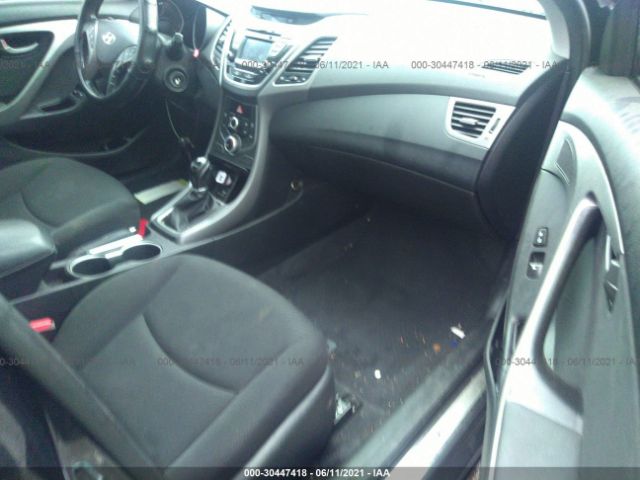 Photo 4 VIN: KMHDH4AEXFU235854 - HYUNDAI ELANTRA 