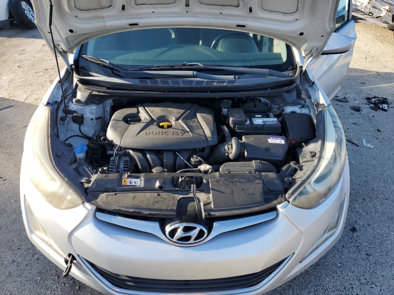 Photo 10 VIN: KMHDH4AEXFU261497 - HYUNDAI ELANTRA 