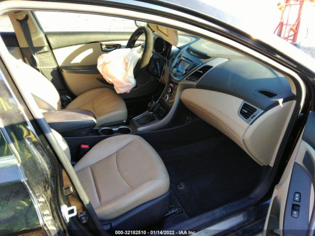 Photo 4 VIN: KMHDH4AEXFU326851 - HYUNDAI ELANTRA 