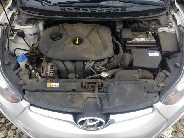 Photo 6 VIN: KMHDH4AEXFU328910 - HYUNDAI ELANTRA SE 