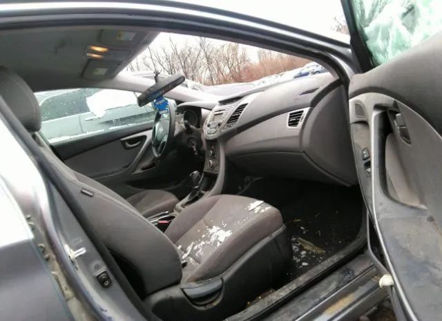 Photo 4 VIN: KMHDH4AEXFU332925 - HYUNDAI ELANTRA 